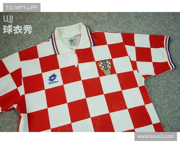 足球球衣收藏热潮持续升温，球迷对限量版球衣表现出明显的关注和追捧。