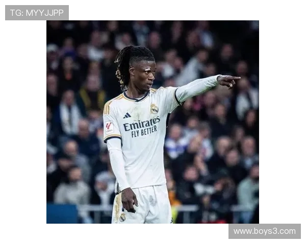 卡马文加中场覆盖范围惊人,助力球队有效掌控比赛节奏 卡马文加中场覆盖范围惊人,助力球队有效掌控比赛节奏