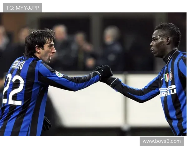 巴洛特利这日常，比他球场上的火爆还猛，家里氛围想象不到啊！